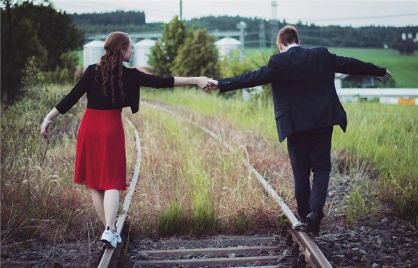 TIPS FOR FINDING THE RIGHT PERSON