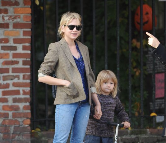 WHY YOU SHOULD SERIOUSLY CONSIDER DATING A SINGLE MOM