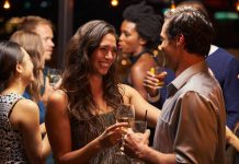 6 TIPS FOR THROWING THE BEST BACHELOR PARTY