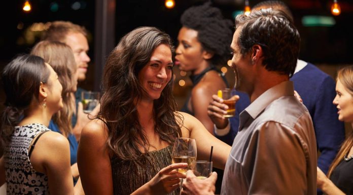 6 TIPS FOR THROWING THE BEST BACHELOR PARTY