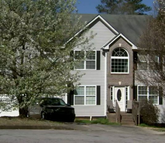 Fun Ways to Celebrate New Year’s Party at Home Instead of Going Out