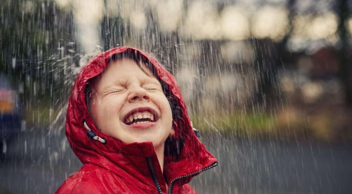 How to Throw a Rain Party for Kids?